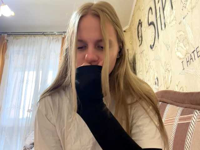 PriscillaLatham live cam on BongaCams