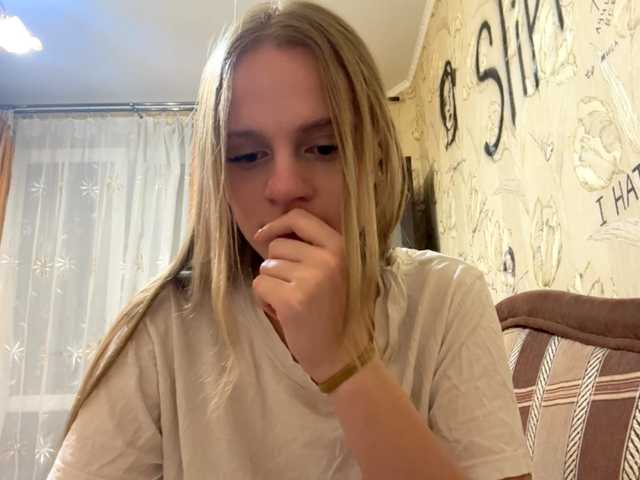 PriscillaLatham live cam on BongaCams
