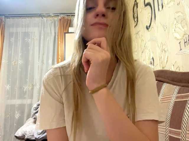 PriscillaLatham live cam on BongaCams