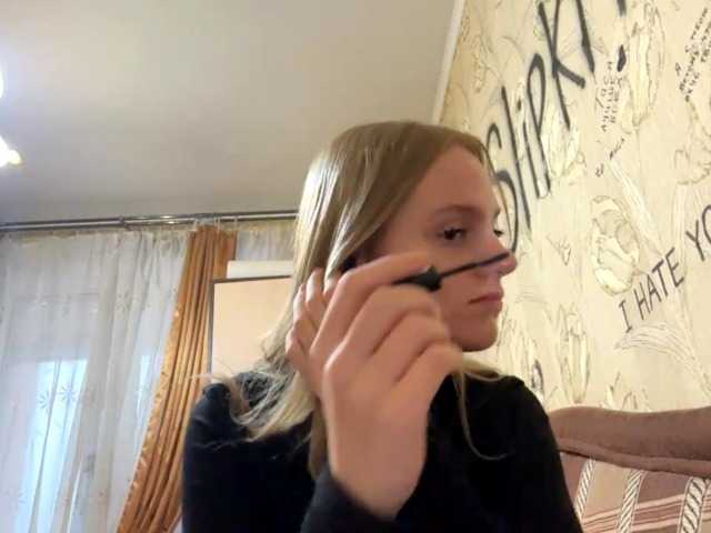 PriscillaLatham webcam