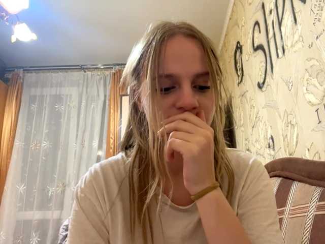 PriscillaLatham live cam on BongaCams
