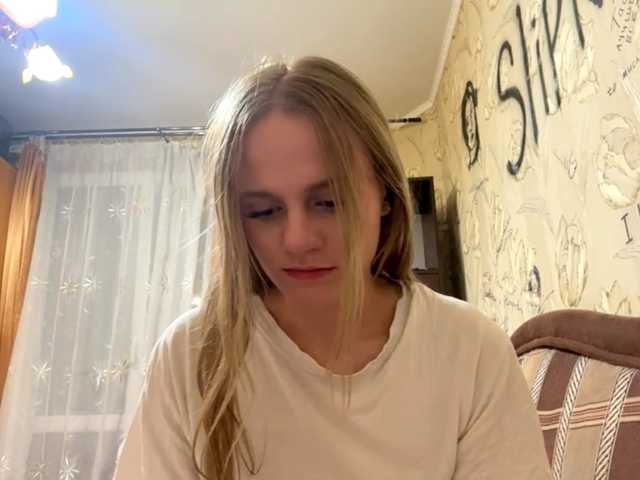 PriscillaLatham live cam on BongaCams