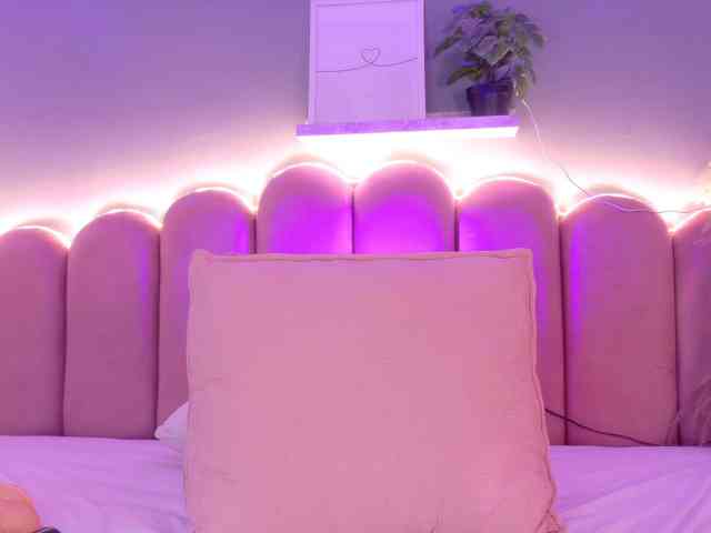 SofiiaDiamond webcam