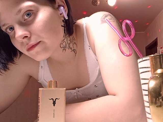 TamelaMaddrey live cam on BongaCams