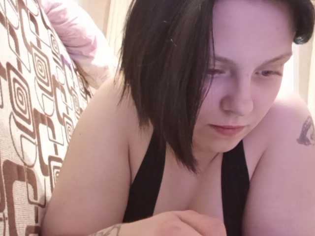 TamelaMaddrey live cam on BongaCams