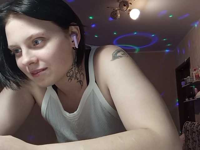 TamelaMaddrey live cam on BongaCams