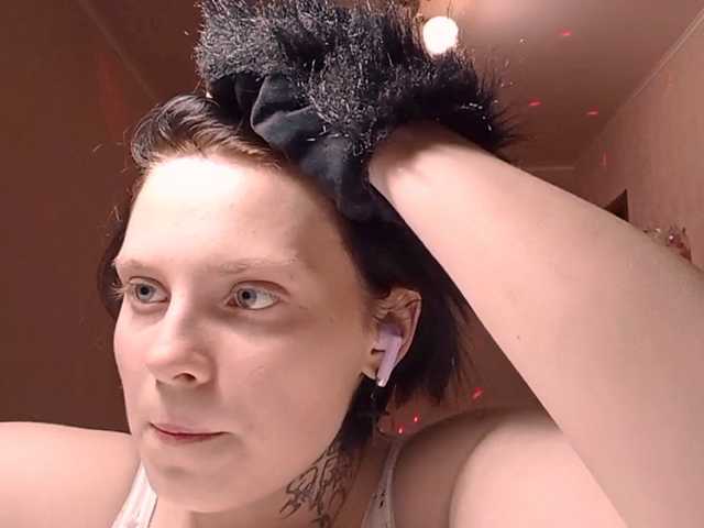 TamelaMaddrey live cam on BongaCams