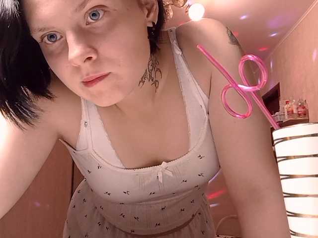 TamelaMaddrey live cam on BongaCams