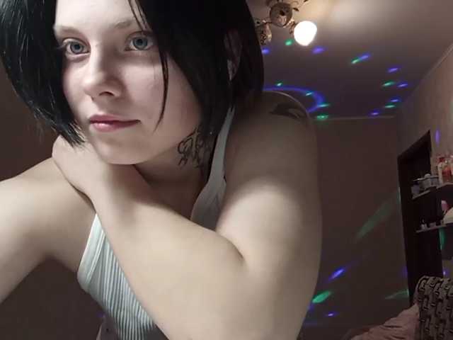 TamelaMaddrey live cam on BongaCams
