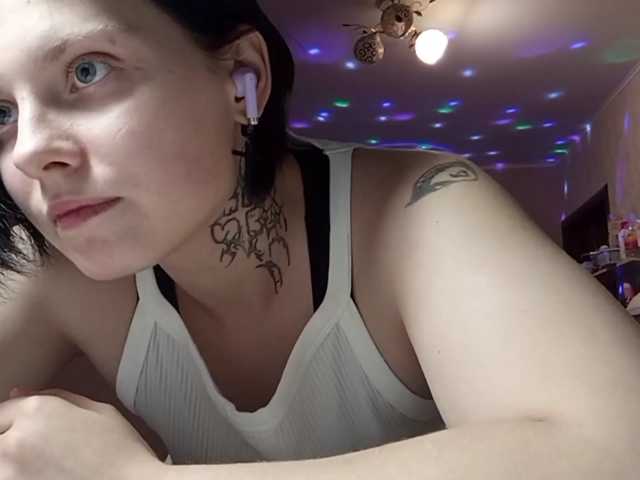 TamelaMaddrey live cam on BongaCams