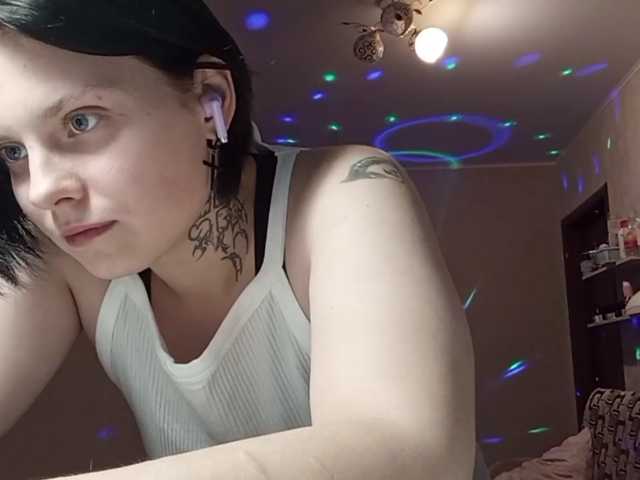 TamelaMaddrey live cam on BongaCams