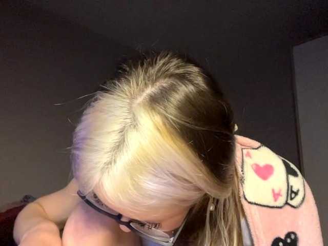 DeniseLindroth live cam on BongaCams