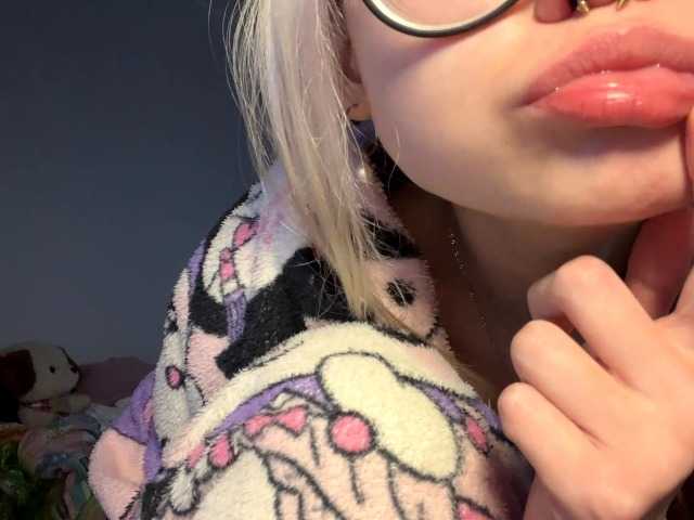 DeniseLindroth live cam on BongaCams