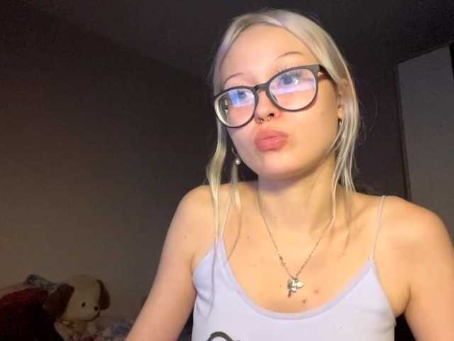 DeniseLindroth live cam on BongaCams