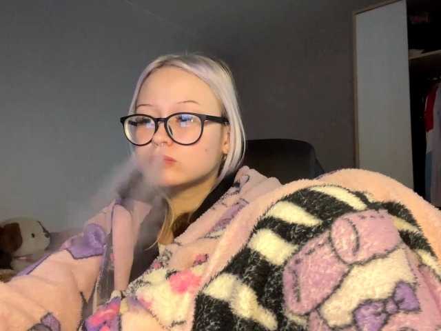 DeniseLindroth live cam on BongaCams