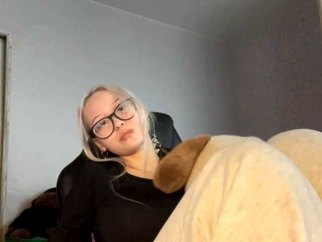 DeniseLindroth live cam on BongaCams