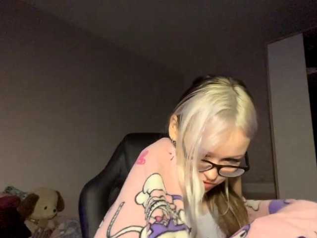 DeniseLindroth live cam on BongaCams
