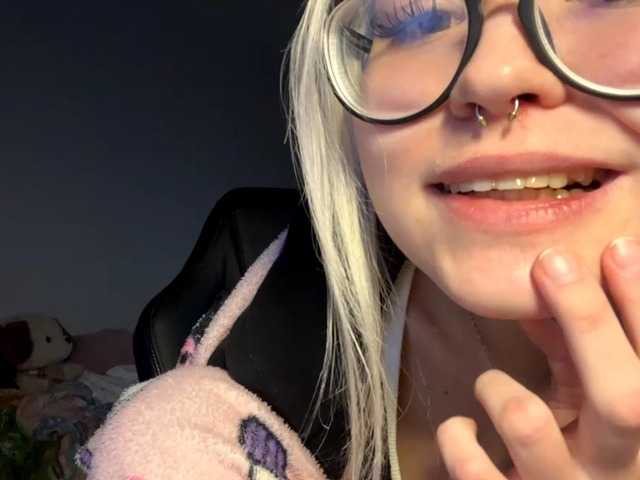 DeniseLindroth live cam on BongaCams
