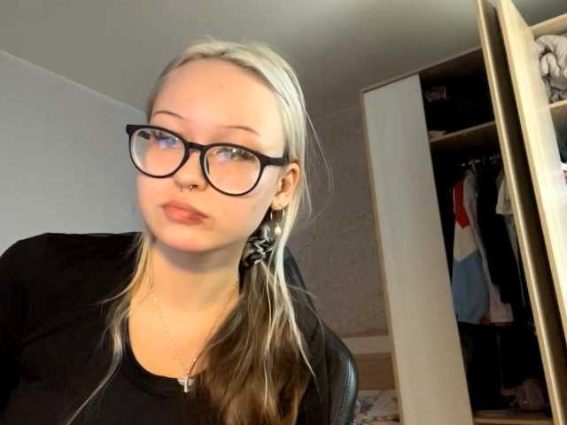 DeniseLindroth live cam on BongaCams