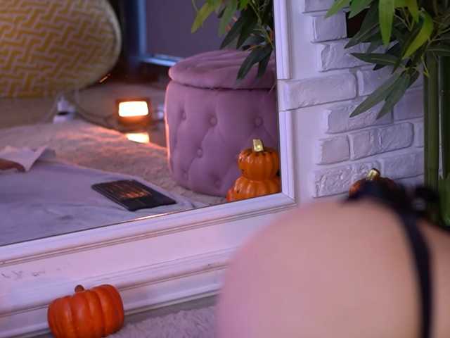 LunnaVellvett live cam preview