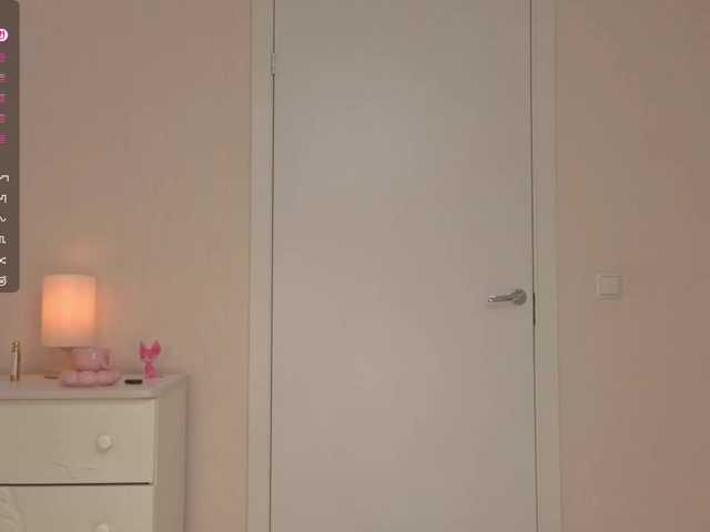 Lunarr-kitten live cam on BongaCams