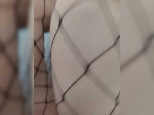 every-myr live cam on BongaCams