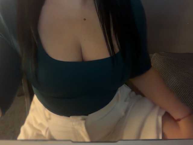 Almag live cam on BongaCams