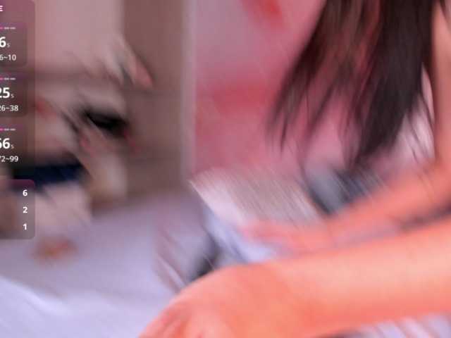 le modèle Sammy-lovee18 est en webcam porno dans un show sur le site bongacams, il possède les tags suivants: Latino/Hispanic,Brunette,Shaved