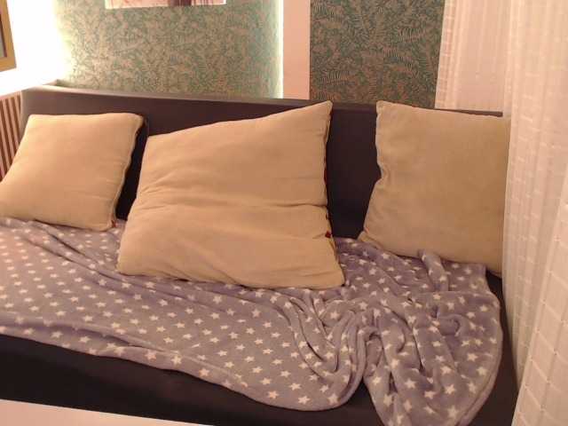 dollw-sohofiahx live cam on BongaCams