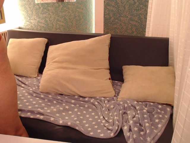 dollw-sohofiahx live cam on BongaCams