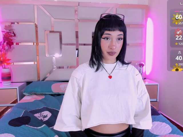 ayla-bellamy webcam