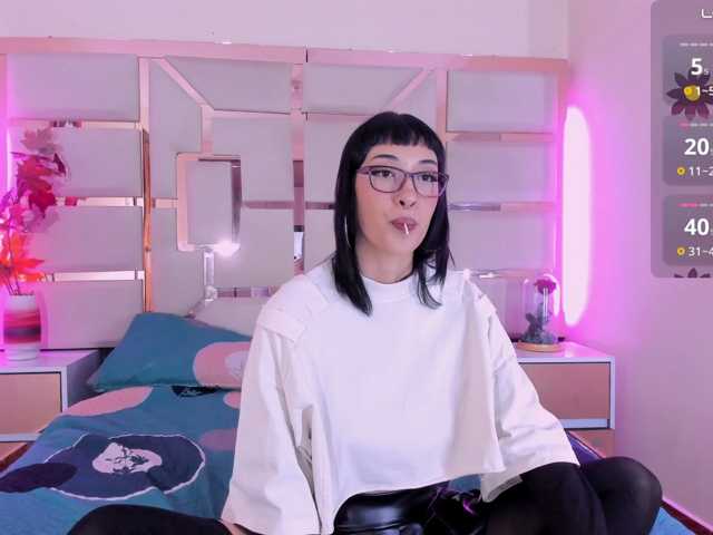 ayla-bellamy live cam on BongaCams