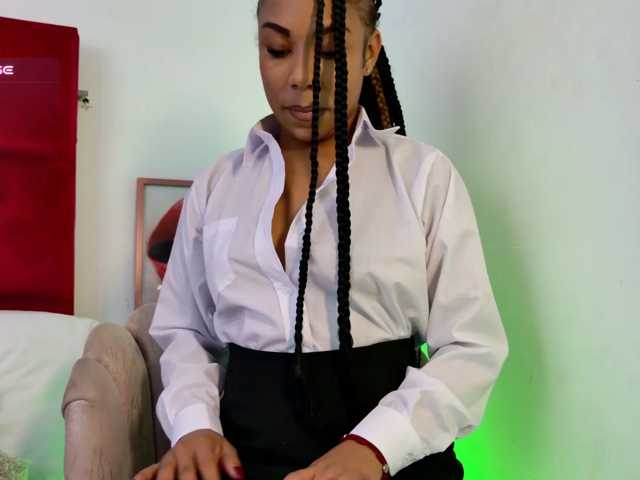 Erika-moore live cam on BongaCams