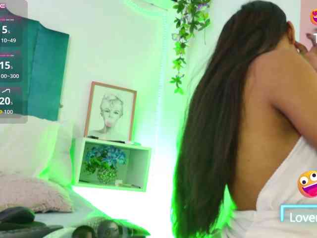 Erika-moore webcam