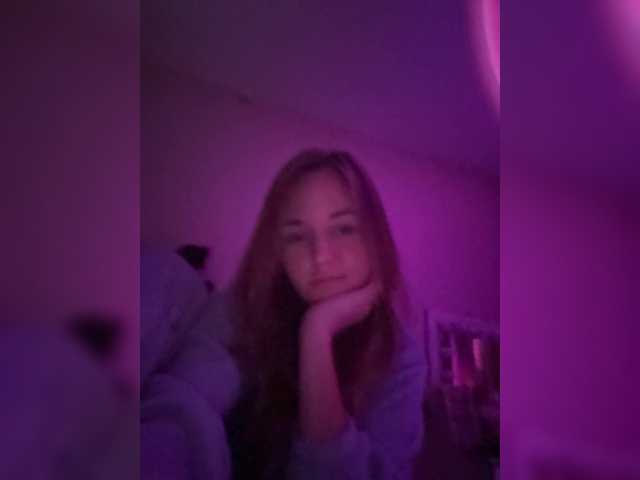 Sashasiii live cam on BongaCams