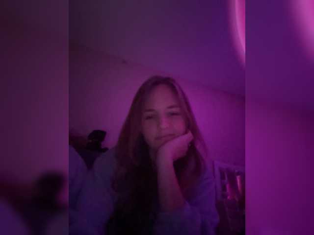 Sashasiii live cam on BongaCams