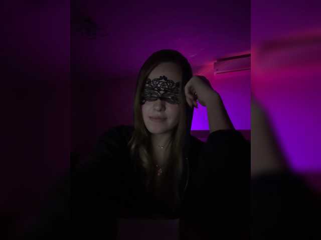 Sashasiii live cam on BongaCams