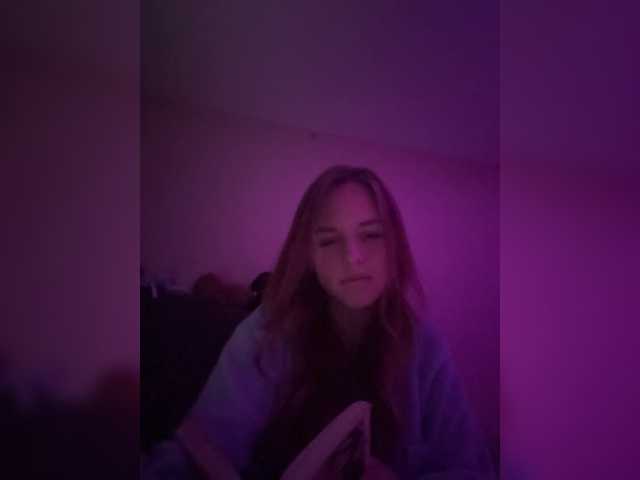 Sashasiii live cam on BongaCams