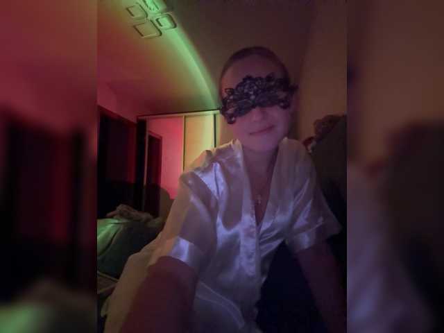 Sashasiii live cam preview