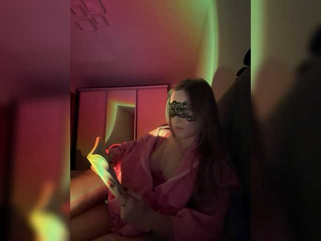 Sashasiii live cam on BongaCams