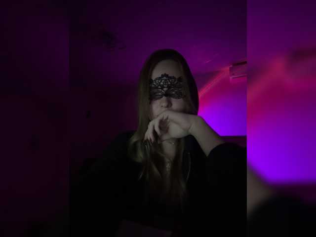 Sashasiii live cam on BongaCams