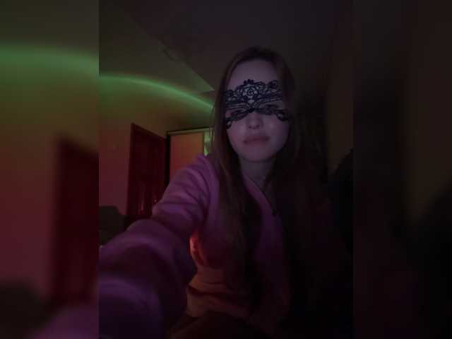 Sashasiii live cam on BongaCams