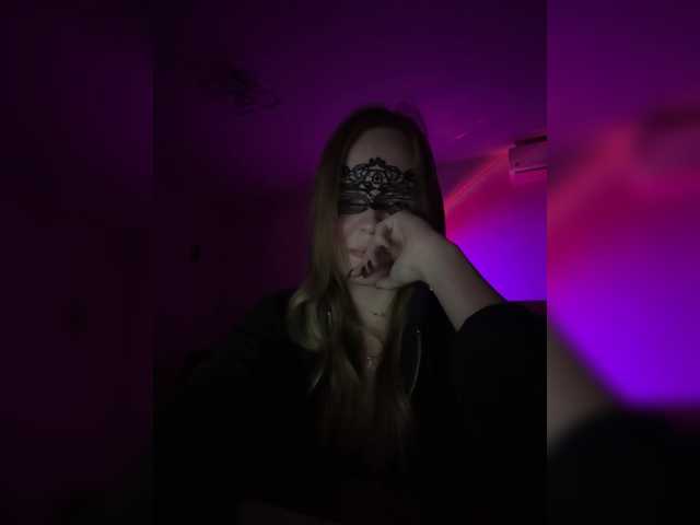 Sashasiii live cam on BongaCams