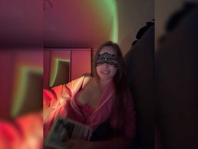 Sashasiii live cam on BongaCams