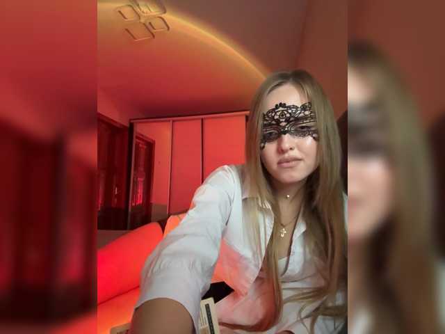 Sashasiii live cam on BongaCams