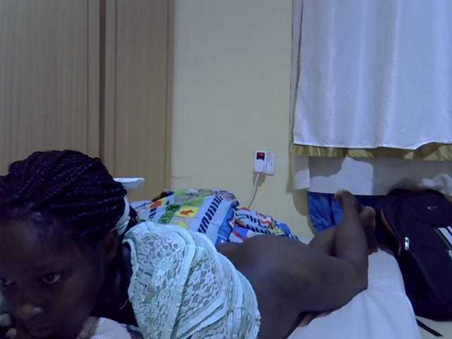 lovely-maya1 live cam on BongaCams