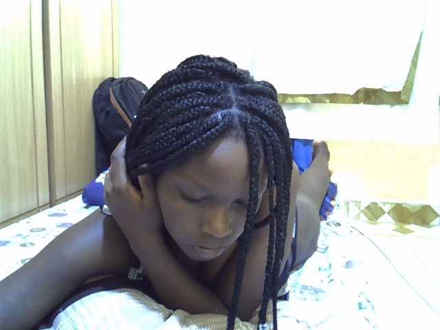 lovely-maya1 live cam on BongaCams