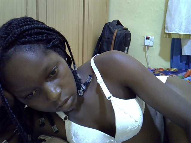 lovely-maya1 live cam on BongaCams