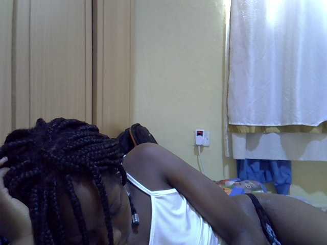 lovely-maya1 live cam on BongaCams
