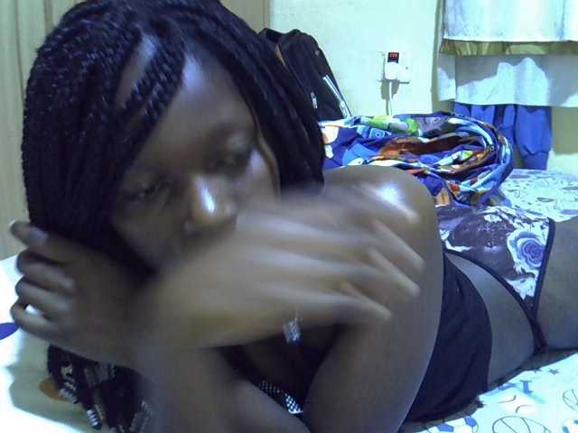 lovely-maya1 live cam preview